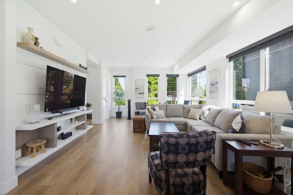Breakfast Nook Photo of 5 11851 232 Street, Maple Ridge, BC