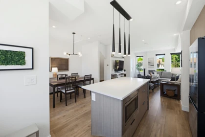 Guest Bathroom Photo of 5 11851 232 Street, Maple Ridge, BC