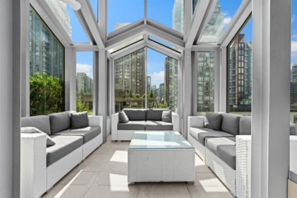 Backyard Photo of 2504 565 Smithe Street, Vancouver, BC