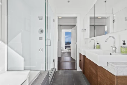 Laundry Room Photo of 2504 565 Smithe Street, Vancouver, BC
