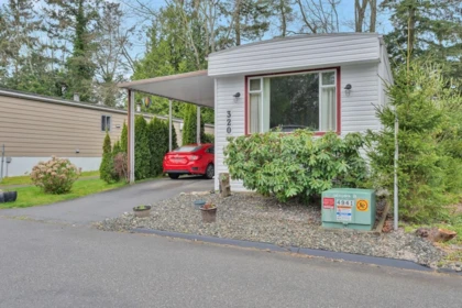 320 1840 160 Street, Surrey, BC, Surrey — Manufactured Home for sale