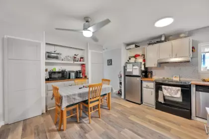 Kitchen Island Photo of 320 1840 160 Street, Surrey, BC