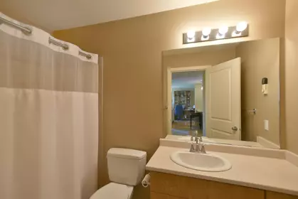 Bedroom 2 Photo of 403 5631 Inlet Avenue, Sechelt, BC