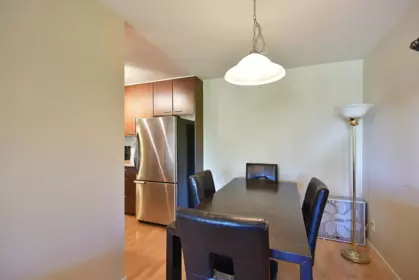 403 5631 Inlet Avenue, Sechelt, BC, Sechelt — Apartment/Condo for sale