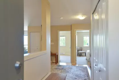 Guest Bathroom Photo of 403 5631 Inlet Avenue, Sechelt, BC