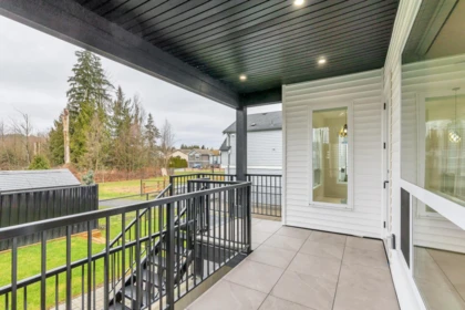 Garden / Landscaping Photo of 8699 Machell Street, Mission, BC
