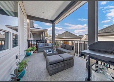 Breakfast Nook Photo of 14039 59a Avenue, Surrey, BC