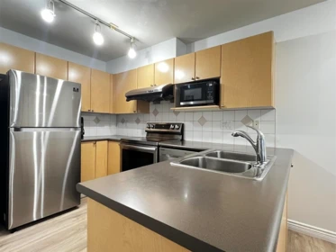 Kitchen Photo of 75 12110 75a Avenue, Surrey, BC