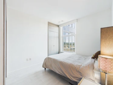 Bedroom 3 Photo of 837 3328 No. 3 Road, Richmond, BC