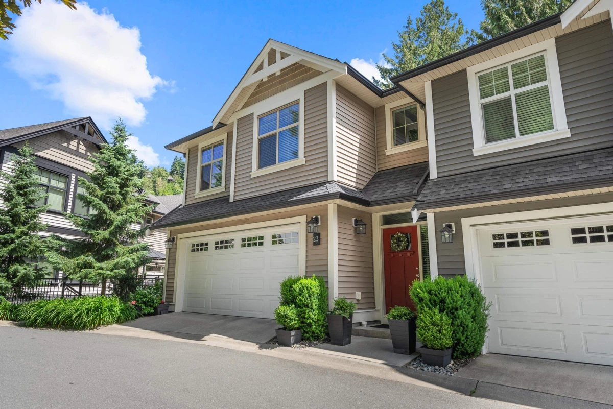 Exterior Rear Photo of 23 35298 Marshall Road, Abbotsford, BC