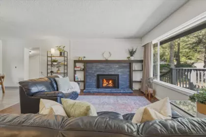 3106 Tyrol Crescent, Whistler, BC, Whistler — Single Family Residence for sale