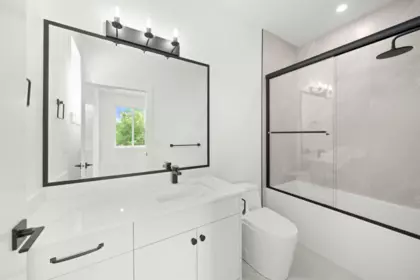 Hallway Photo of 7527 205 Street, Langley, BC