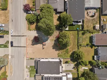 15918 Russell Avenue, White Rock, BC, White Rock — Land for sale
