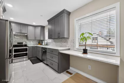 Community Amenities Photo (Clubhouse) of 22939 128 Avenue, Maple Ridge, BC