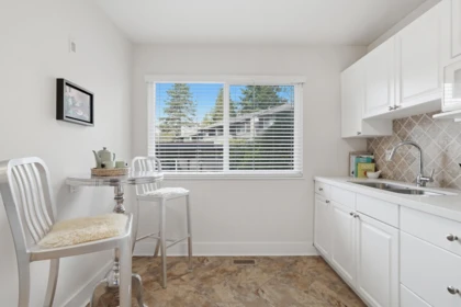 Breakfast Nook Photo of 2329 Mountain Highway, North Vancouver, BC