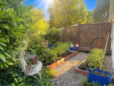 2725 Gordon Avenue, Surrey, BC, Surrey — Single Family Residence for sale