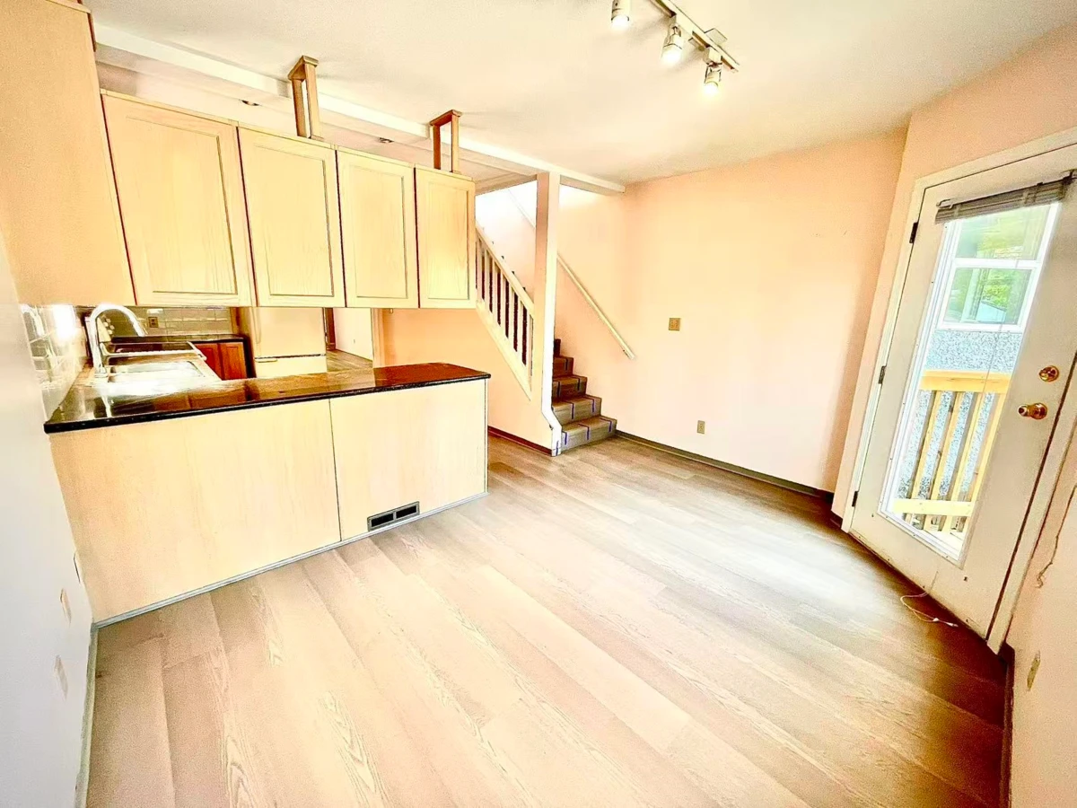 Family Room Photo of 3857 W 18th Avenue, Vancouver, BC