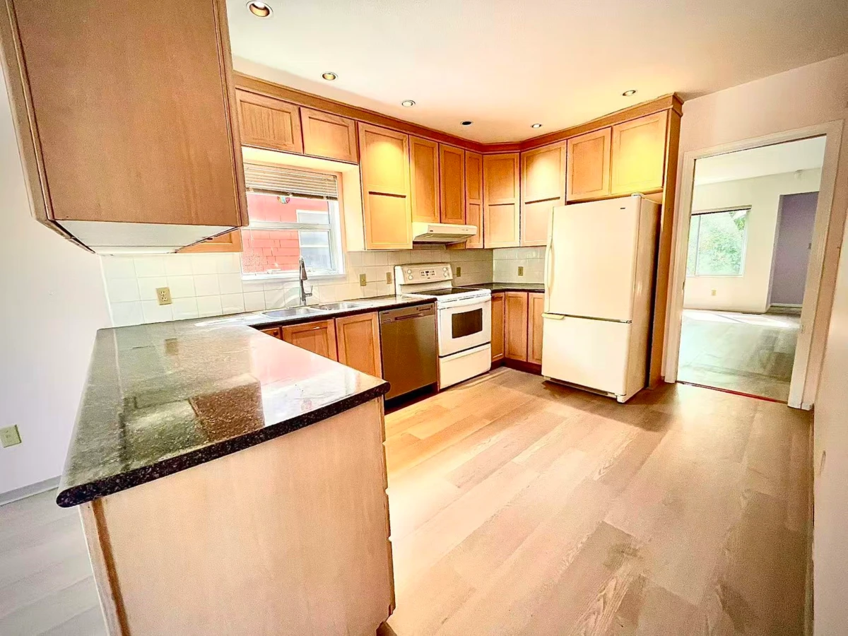 Living Room Photo of 3857 W 18th Avenue, Vancouver, BC