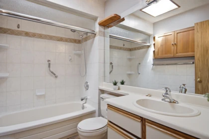 Powder Room Photo of 306 4926 48 Avenue, Delta, BC