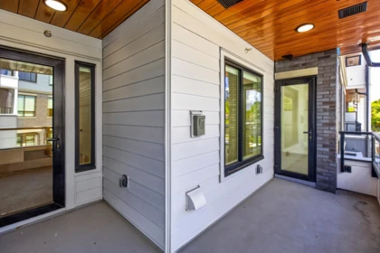 Hallway Photo of 220 6220 Gooseberry Drive, Surrey, BC