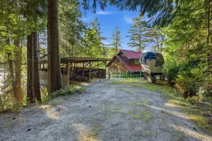 4707 Francis Peninsula Road, Madeira Park, BC, Madeira Park — Single Family Residence for sale