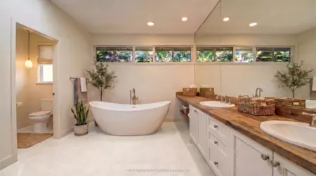 Mudroom Photo of 6231 Taylor Drive, West Vancouver, BC