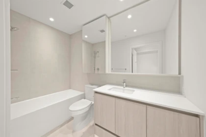 Entry Foyer Photo of 605 4928 Quebec Street, Vancouver, BC