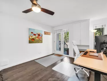 Primary Bedroom Photo of 4 618 W 6th Avenue, Vancouver, BC