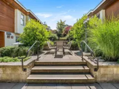 4 618 W 6th Avenue, Vancouver, BC