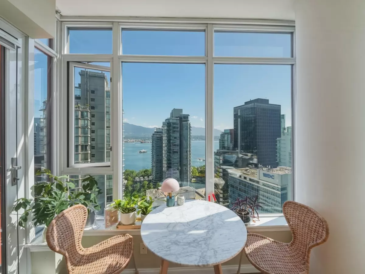 Living Room Photo of 2106 1211 Melville Street, Vancouver, BC