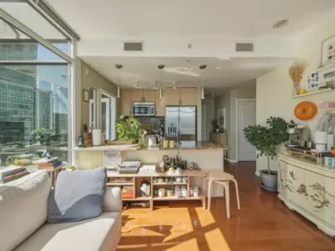 Kitchen Island Photo of 2106 1211 Melville Street, Vancouver, BC