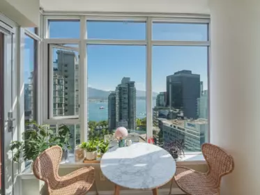 2106 1211 Melville Street, Vancouver, BC, Vancouver — Apartment/Condo for sale