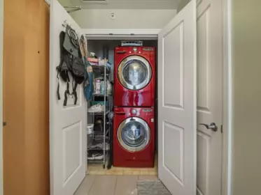 Powder Room Photo of 2106 1211 Melville Street, Vancouver, BC