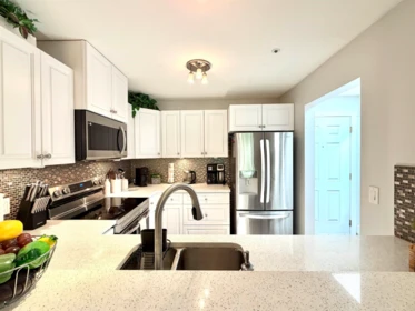 Primary Bathroom Photo of 412 2960 Princess Crescent, Coquitlam, BC