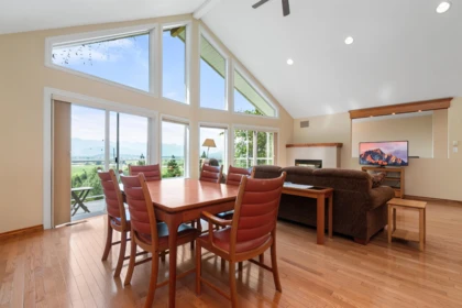 7400 Marble Hill Road, Chilliwack, BC, Chilliwack — Single Family Residence for sale