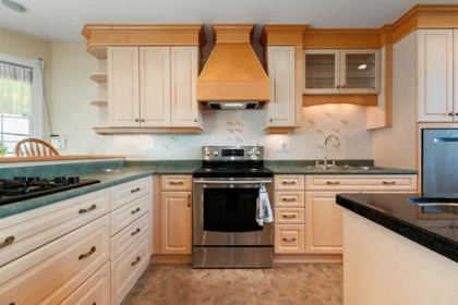 Primary Bedroom Photo of 7400 Marble Hill Road, Chilliwack, BC