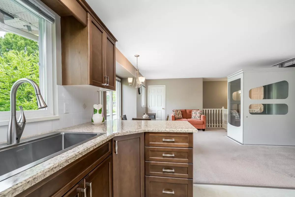 Dining Area Photo of 107 13888 70 Avenue, Surrey, BC