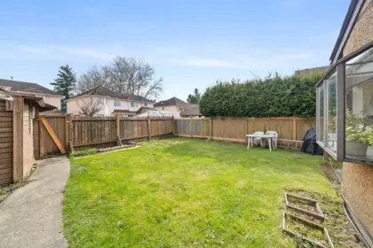 Office / Den Photo of 8406 No. 1 Road, Richmond, BC