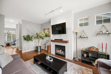 Breakfast Nook Photo of 62 6050 166 Street, Surrey, BC