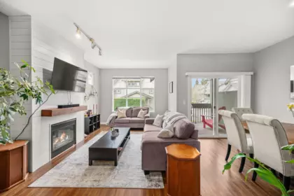 62 6050 166 Street, Surrey, BC, Surrey — Townhouse for sale