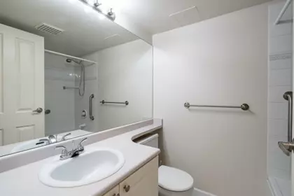 Hallway Photo of 1803 7077 Beresford Street, Burnaby, BC