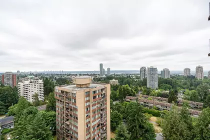 Hot Tub / Spa Photo of 1803 7077 Beresford Street, Burnaby, BC