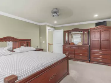 Basement Recreation Room Photo of 15167 70a Avenue, Surrey, BC