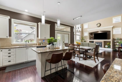 Breakfast Nook Photo of 6940 196b Street, Langley, BC