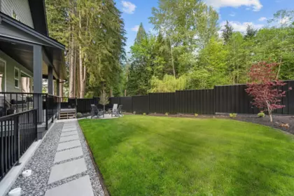 Breakfast Nook Photo of 25025 110a Avenue, Maple Ridge, BC