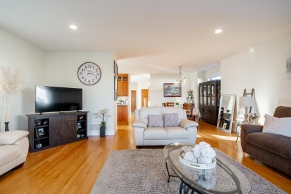 Kitchen Photo of 3302 168 Street, Surrey, BC