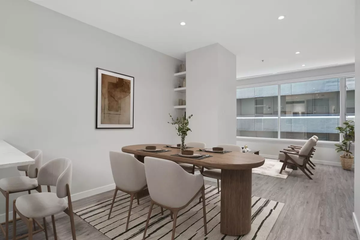 Dining Area Photo of 410 1177 Hornby Street, Vancouver, BC