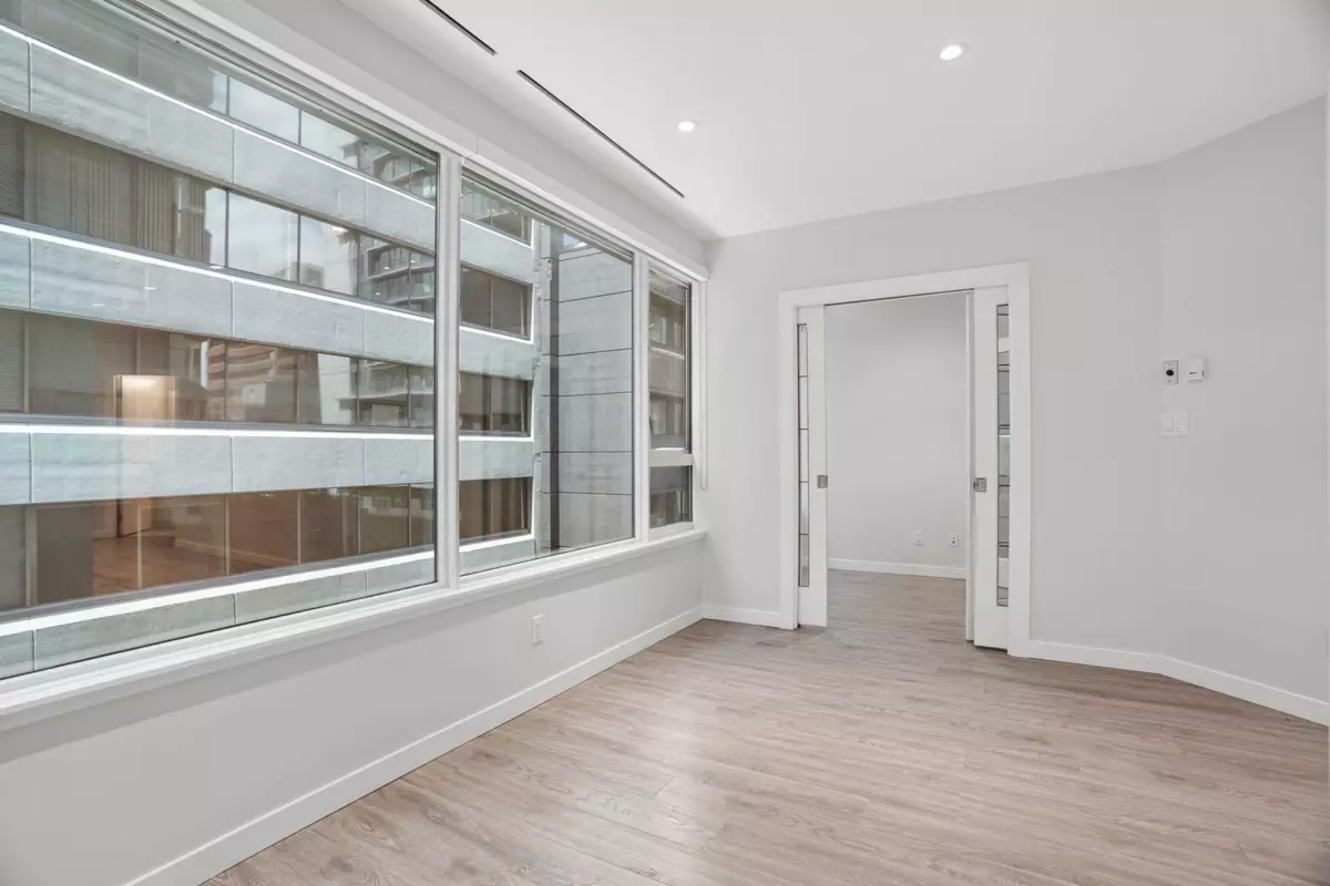 Family Room Photo of 410 1177 Hornby Street, Vancouver, BC