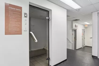 Office / Den Photo of 410 1177 Hornby Street, Vancouver, BC