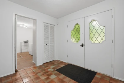 Primary Bedroom Photo of 909 Seymour Boulevard, North Vancouver, BC